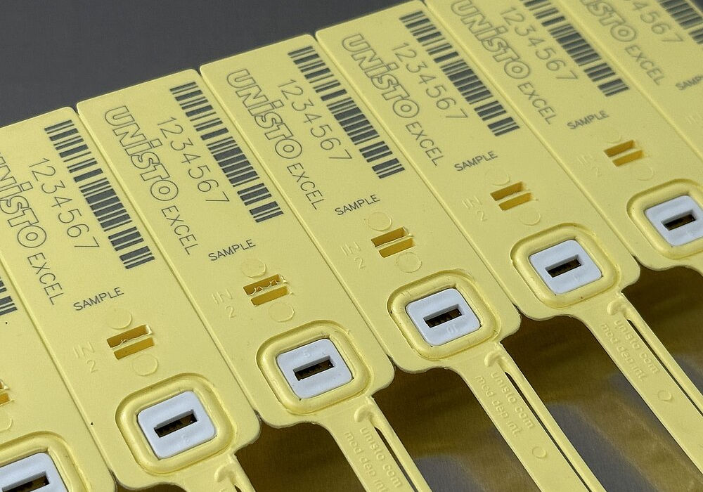 Ten Unisto Excel double-lock pull-tight security seals