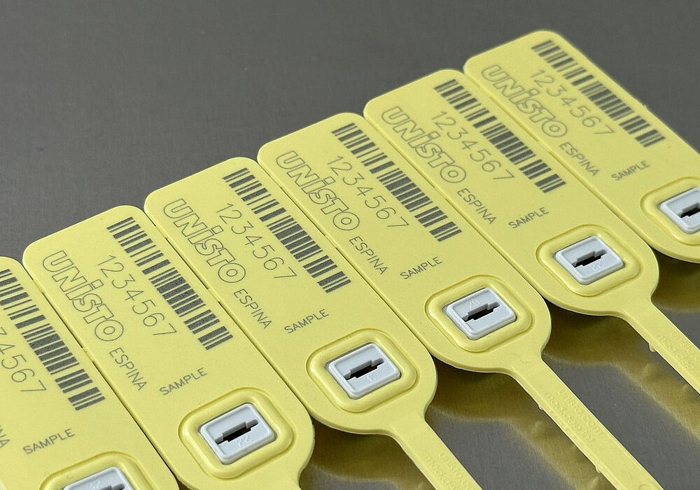 Ten Unisto Espina high-security pull-tight seals
