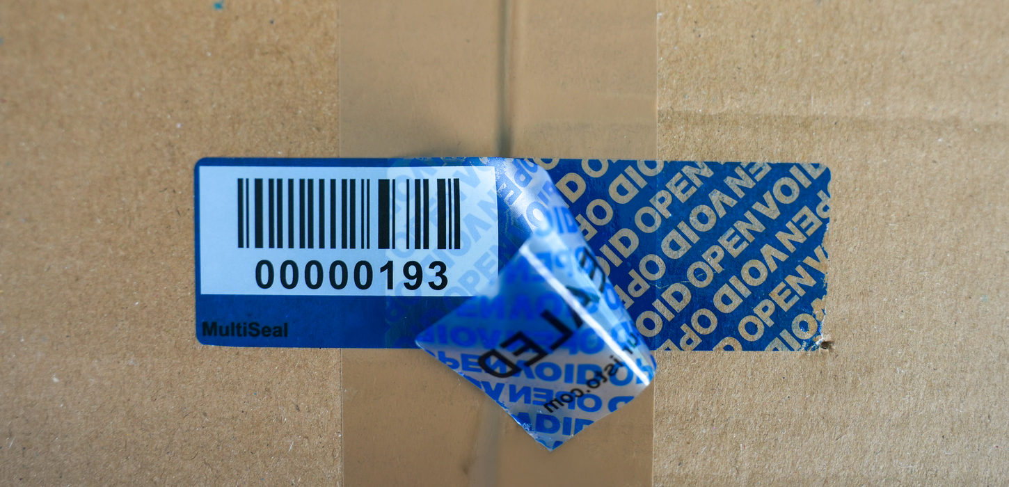 Unisto Multiseal security label applied to a box, blue