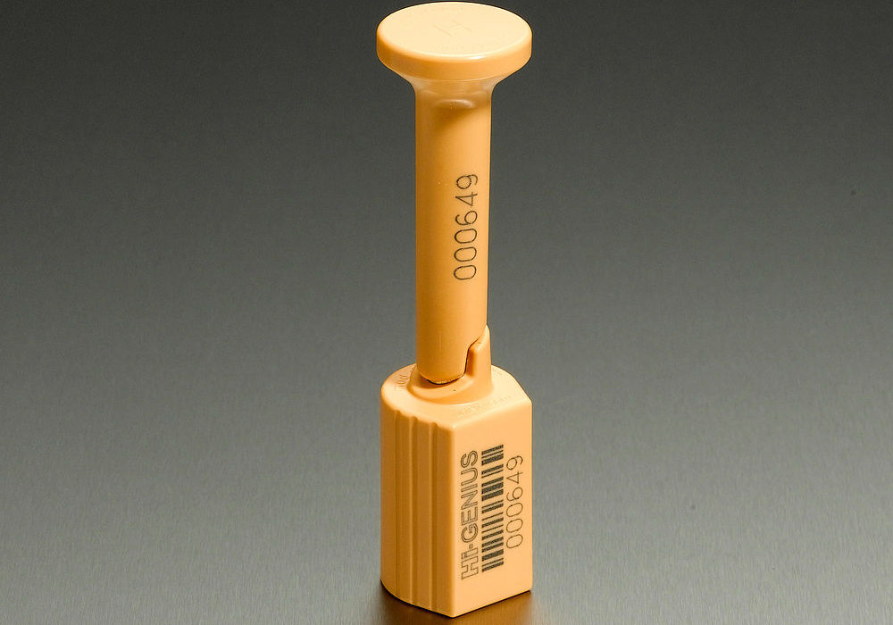Unisto Hi-Genius ISO 17712 high-security bolt seal standing
