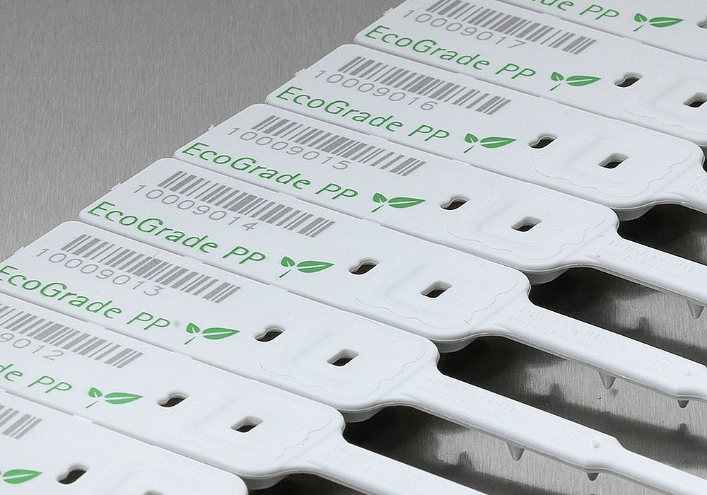 Ten Unisto Varis eco Ecograde PP security seals in a mat