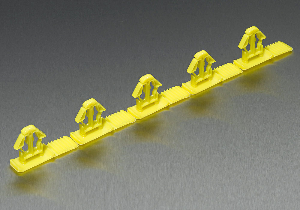 Unisto Easylock plastic security plug seals in a mat